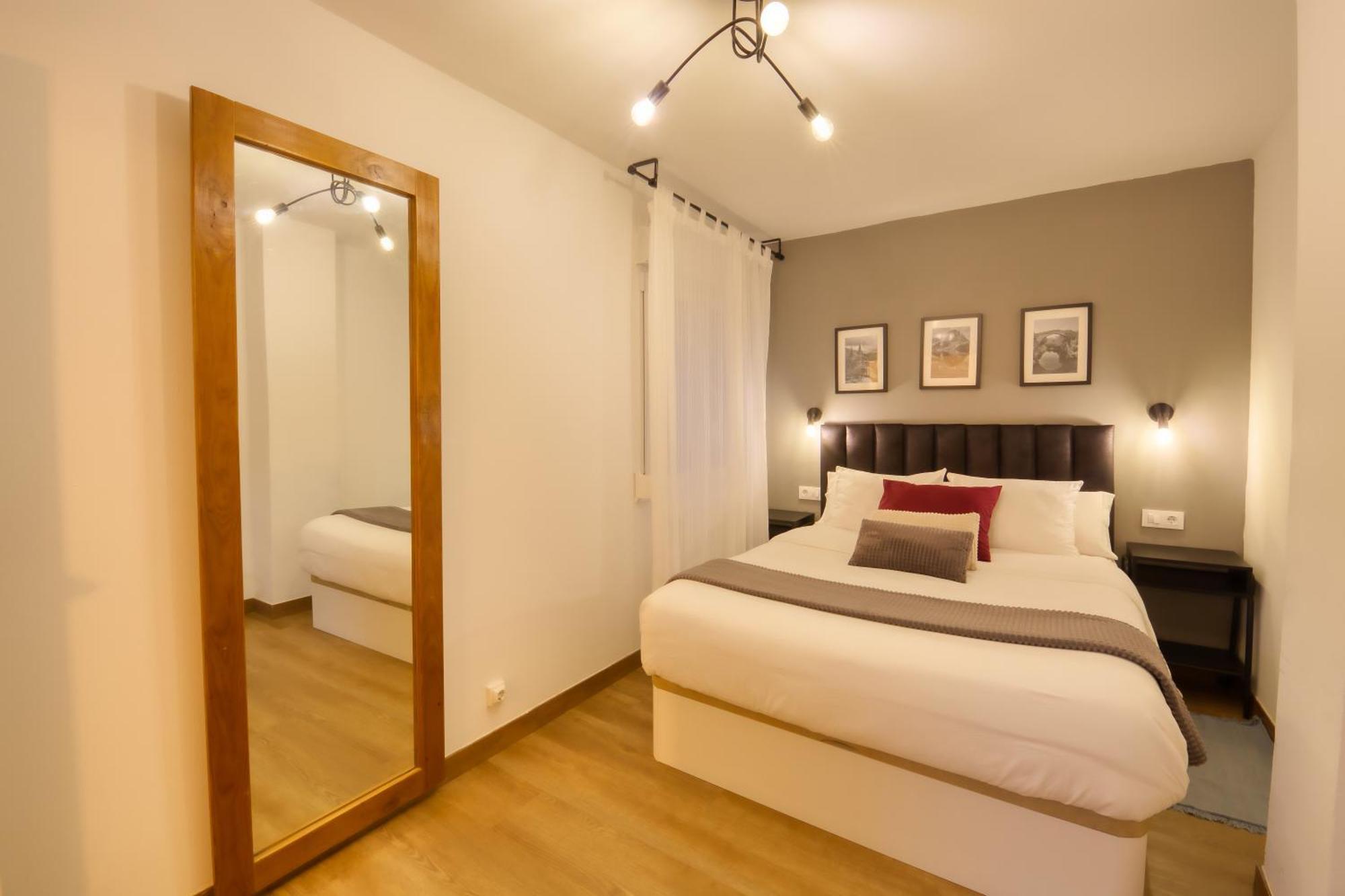 Apartamentos Oviedo Centro Apartastur26 ภายนอก รูปภาพ