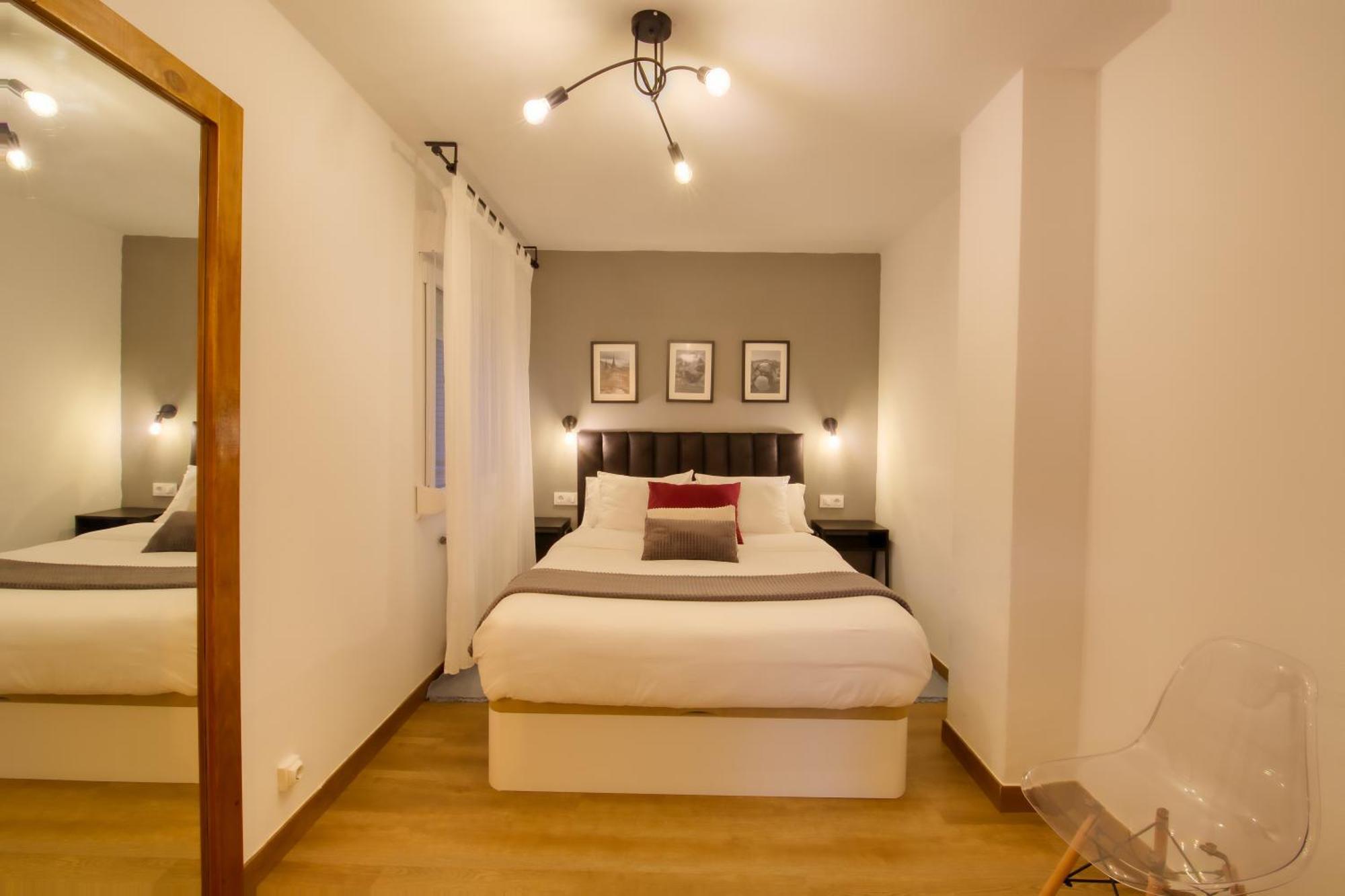 Apartamentos Oviedo Centro Apartastur26 ภายนอก รูปภาพ